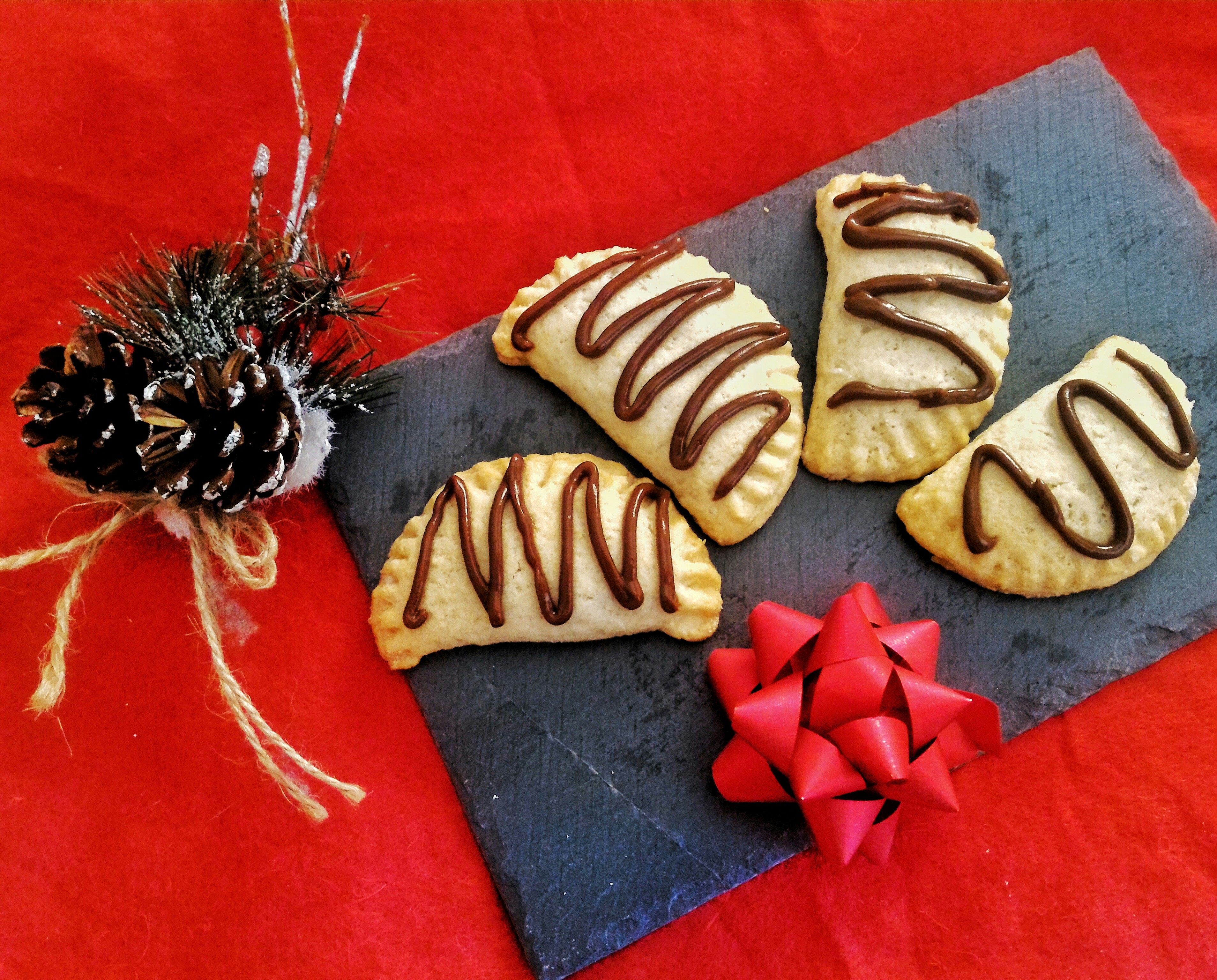 Mezzelune dolci al cioccolato vegane